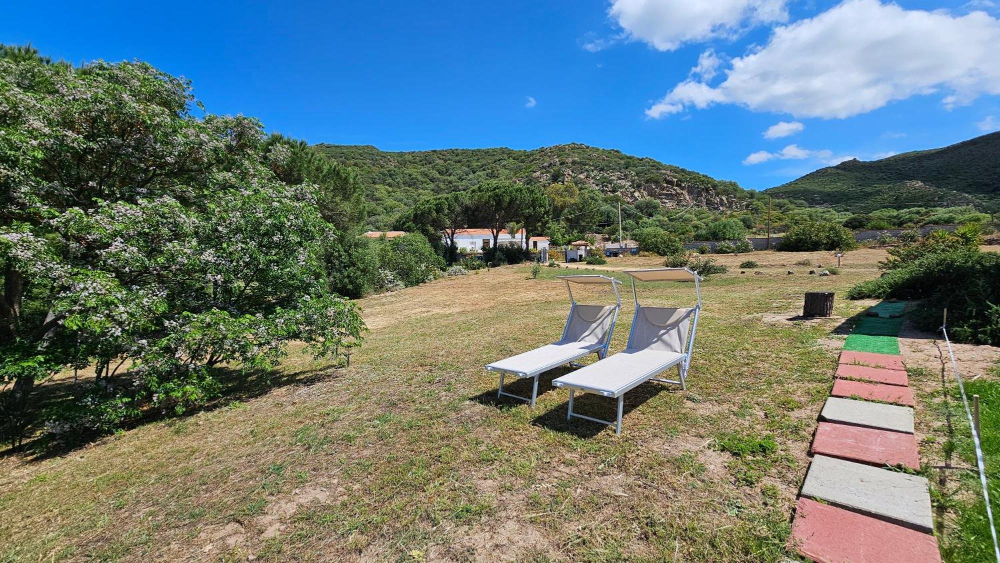 Villa Jolies Viddalba Exteriér fotografie